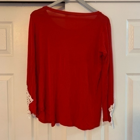 Red Crochet Lace Designed Sleeve Tunic Size Small - Picture 6 of 7